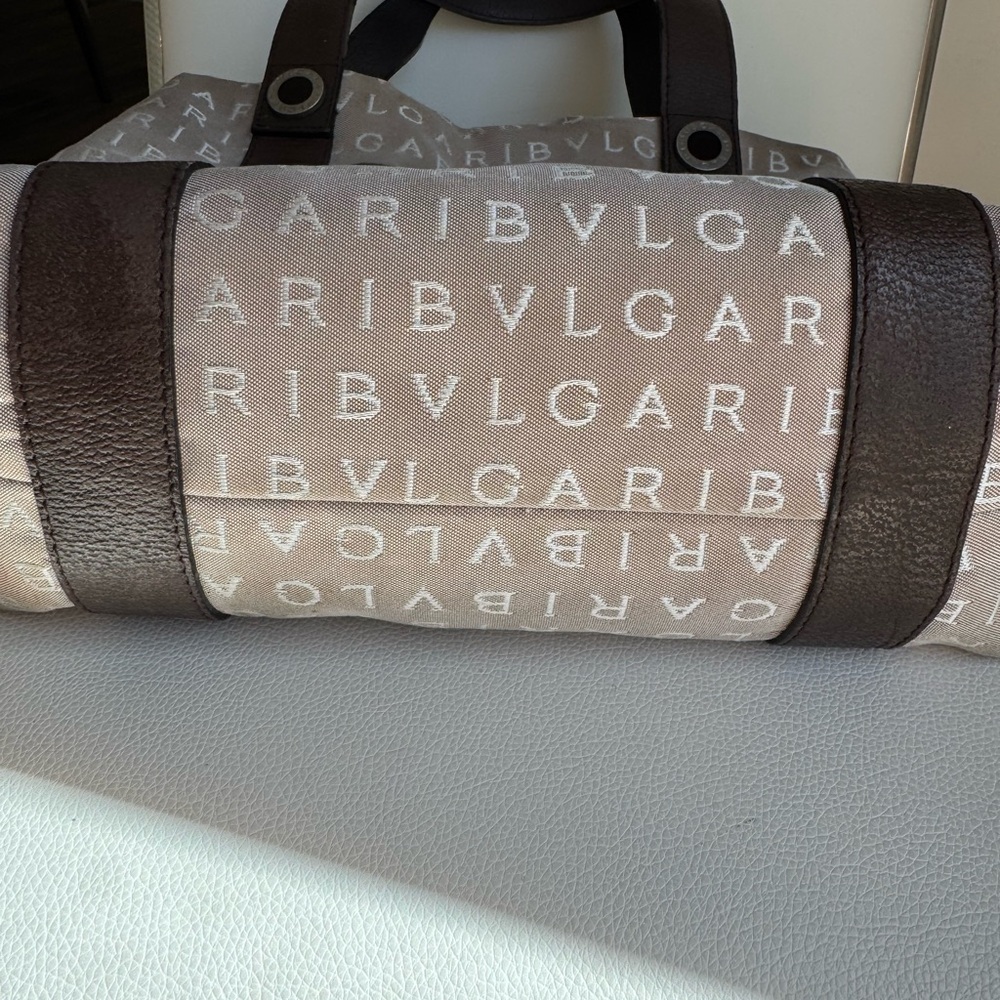 BVLGARI Tote Bag Light Preloved Wear - Picture 10 of 13